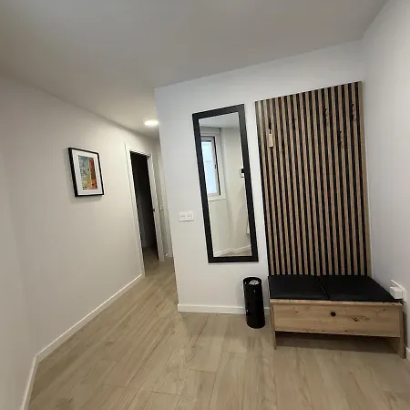 Modern And Luxurious In Nueva Andalucia - Jardines De Guadaiza Apartment *