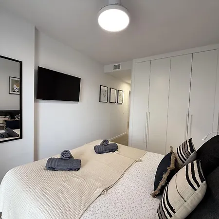Modern And Luxurious In Nueva Andalucia - Jardines De Guadaiza 아파트 *