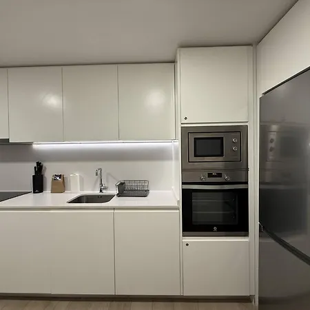 Modern And Luxurious In Nueva Andalucia - Jardines De Guadaiza