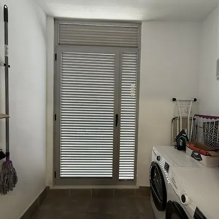 Modern And Luxurious In Nueva Andalucia - Jardines De Guadaiza 마르베야