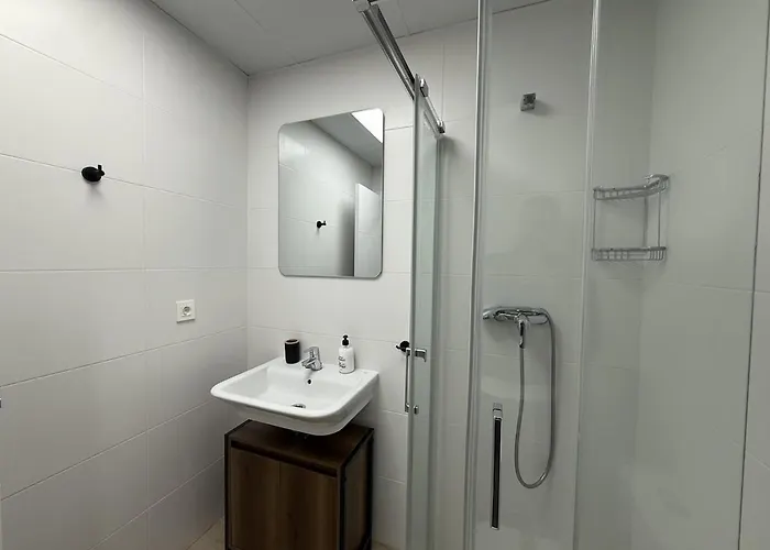 Modern And Luxurious In Nueva Andalucia - Jardines De Guadaiza