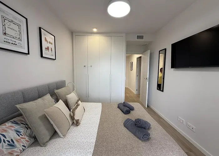 Modern And Luxurious In Nueva Andalucia - Jardines De Guadaiza