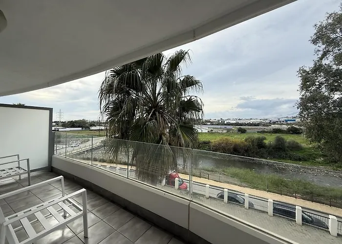 Modern And Luxurious In Nueva Andalucia - Jardines De Guadaiza * Марбелья