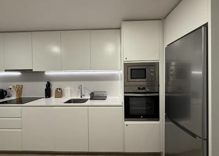 Modern And Luxurious In Nueva Andalucia - Jardines De Guadaiza Марбелья