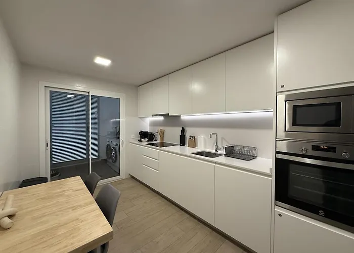 Modern And Luxurious In Nueva Andalucia - Jardines De Guadaiza Апартаменти Марбелья