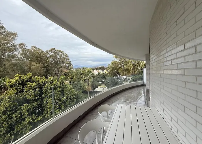 Modern And Luxurious In Nueva Andalucia - Jardines De Guadaiza Апартаменти Марбелья